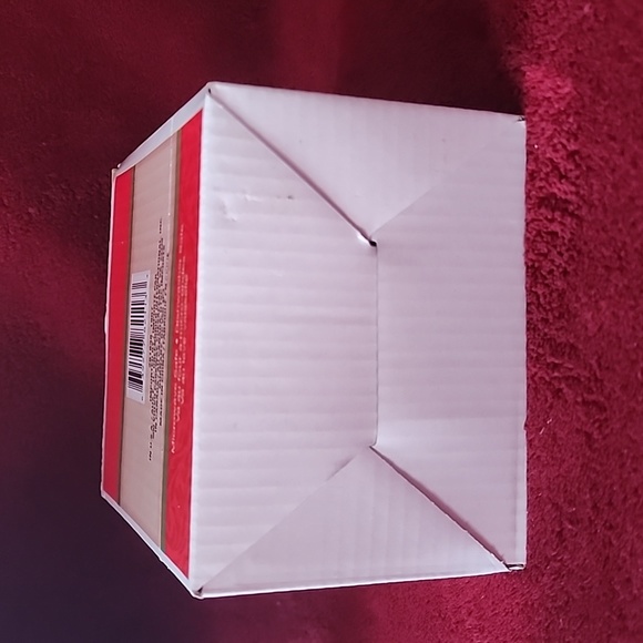 NIB, Holiday Mug. Cardinal Design. - Picture 9 of 9